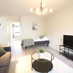 Apartment Forenom Serviced Katuma 8 *